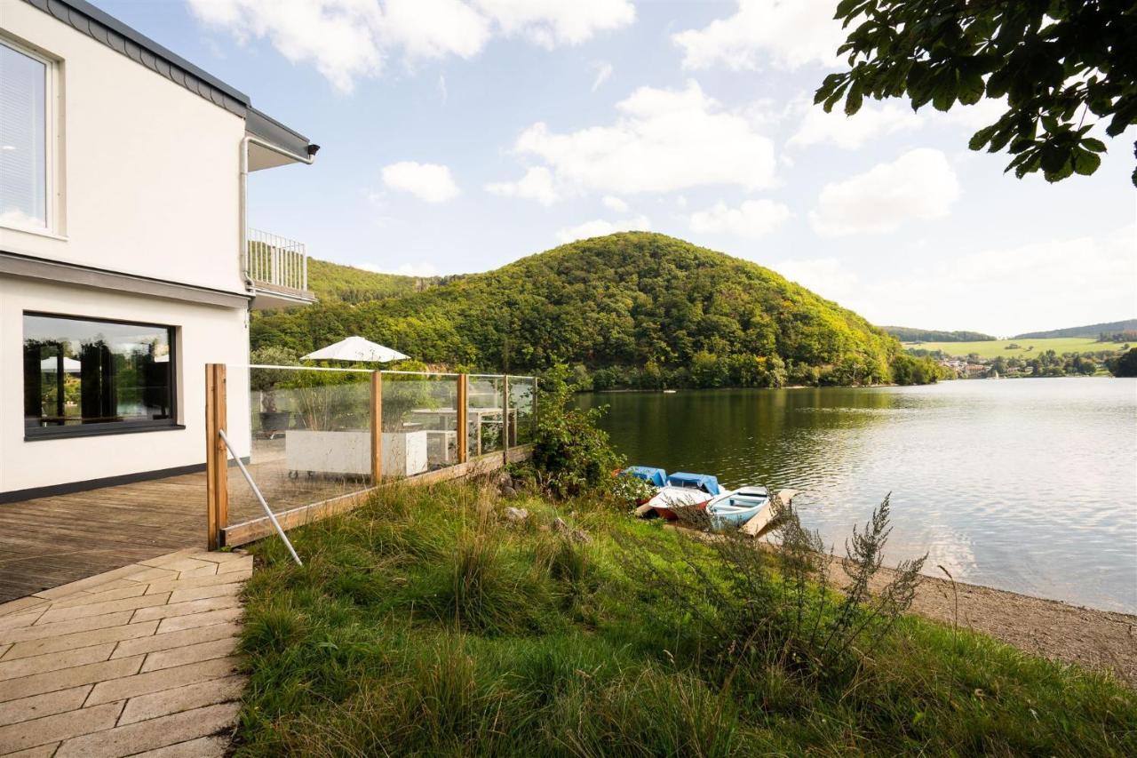 10 Am See - Auf Der Sonnenseite Diemelsee Exterior photo